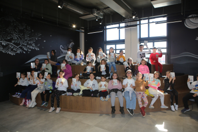 Bursa Nilüferli çocukların keyifli kütüphane buluşması