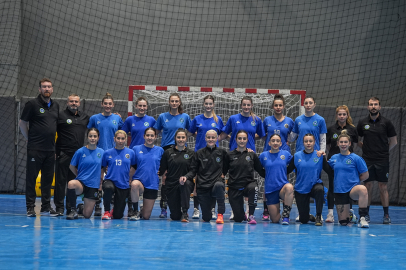 Bursa Büyükşehir Belediyespor hentbol takımı gözünü "zirveye" dikti