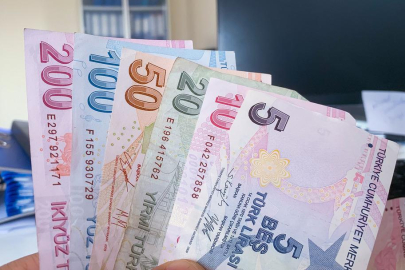 TÜRK-İŞ açlık ve yoksulluk sınırını açıkladı! Asgari ücreti geride bıraktı