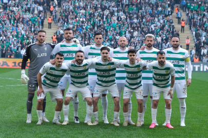 Timsah'ta Ahmet İlhan Özek ilk 11'de başlamadı