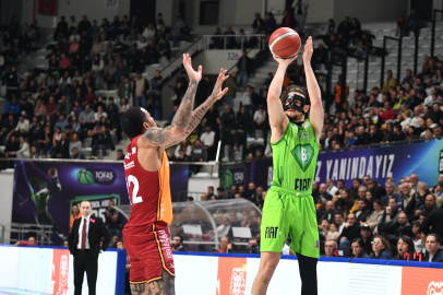 Tofaş Evinde Galatasaray'ı 88-83 mağlup etti