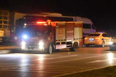 Sinop'ta park halindeki araçta yangın