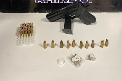 İstanbul Beylikdüzü'nde güvenlik görevlisine silahlı tehdide 3 gözaltı