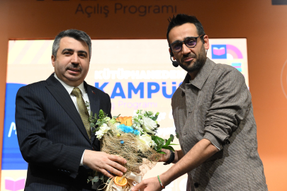 Bursa Yıldırım'ın merkezinde 'gençlik' var