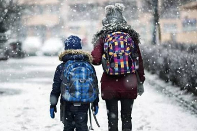 3 ilde eğitime kar engeli; okullar tatil edildi!