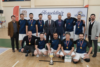 Gürsu Belediyesi voleybolun şampiyonu oldu