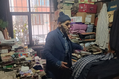 İstanbul Esenler'de yaşlı adamın evinden 5 ton çöp çıkartıldı