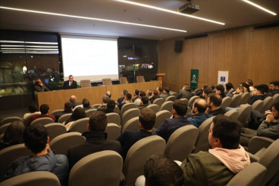 6 Şubat depreminde yıkılan binaların projeleri Bursa'da mühendislerle incelendi