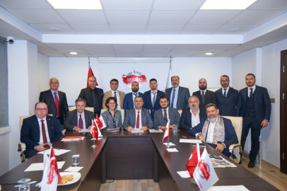 Bursa ANASİAD’da Hakan Birkan güven tazeledi