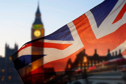 İngiltere Merkez Bankası 6 ay içinde üçüncü faiz indirimini gerçekleştirdi