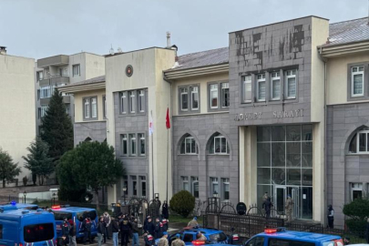 Bursa'da kablo hırsızlığı çetesine ağır darbe! Çok sayıda gözaltı var...