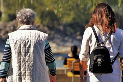 Türkiye’nin ortanca yaşı 35’i aşacak: Nüfus hızla yaşlanıyor!