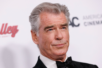 İngiltere'de bir sanat galerisi sahibi, yapay zeka ile dolandırıldı