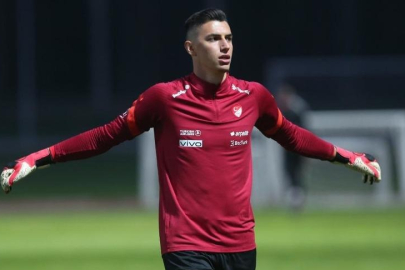 Berke Özer'den Fenerbahçe taraftarını kızdıracak hamle