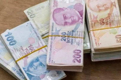 Emeklilerin zam farkı bugün hesaplara yatıyor