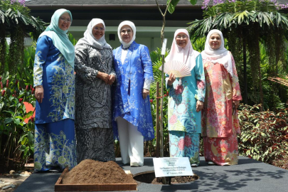 Emine Erdoğan, Kuala Lumpur Perdana Botanik Bahçesi'ni ziyaret etti