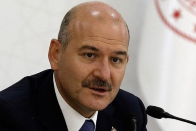 Süleyman Soylu'dan o yazara tepki: Eskiden dedikoducu derlerdi şimdi köşe yazarlığı veriyorlar!