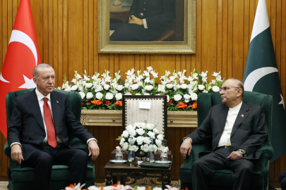 Erdoğan, Pakistan Cumhurbaşkanı Asıf Ali Zerdari ile görüştü