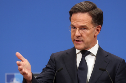 Rutte: Ukrayna'ya asla barış anlaşması çerçevesinde NATO'ya üyelik sözü verilmedi