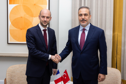 Bakan Fidan, Fransız mevkidaşı Jean-Noel Barrot ile bir araya geldi
