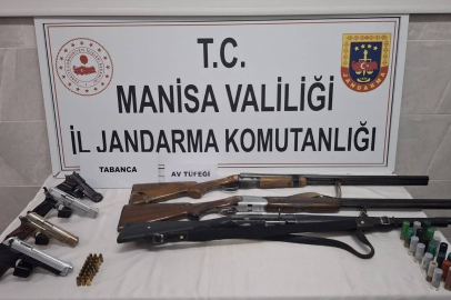 Manisa Turgutlu'da silah tacirlerine operasyon
