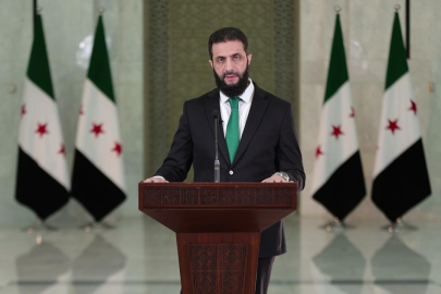 Suriye Cumhurbaşkanı Şara, Lazkiye ve Tartus'u ziyaret etti