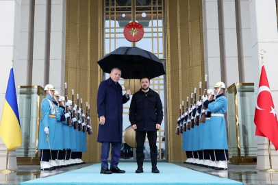 Zelenski Anıtkabir'i ziyaret etti, Erdoğan ile bir araya geldi