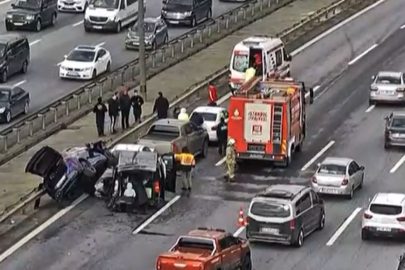 İstanbul TEM Otoyolu’nda zincirleme kaza: 2 yaralı