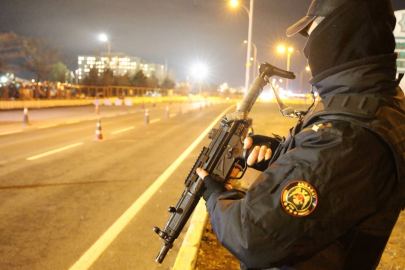 Aksaray polisinden eksi 12 derecede denetim