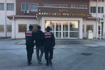 Aydın'da 35 aranan şahıs jandarmadan kaçamadı