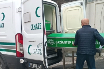 Gaziantep'te eski eşi tarafından öldürülen kadının cenazesi ailesine teslim edildi