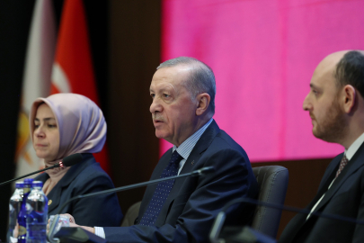 Erdoğan, AK Parti Kadın Kolları MKYK toplantısına katıldı