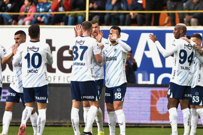 Fenerbahçe'nin Gaziantep FK maçı ilk 11'i belli oldu