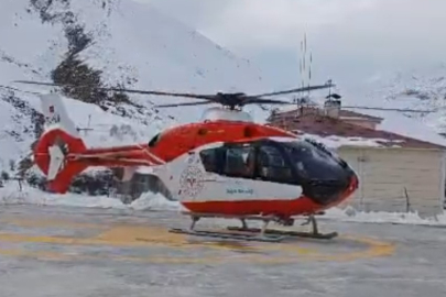 Bahçesaray’da hamile kadın helikopter ambulansla Van’a sevk edildi
