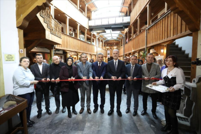 Bursa İnegöl'de “Vuslat” Sergisi Kent Müzesinde görücüye çıktı