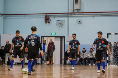 Bursa Karacabey'de Futsal Turnuvası tüm heyecanıyla sürüyor