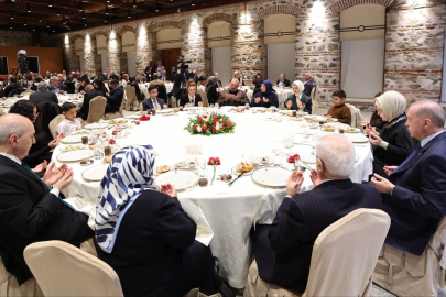 Cuımhurbaşkanı Erdoğan: İlk iftarımızı yine şehit yakınlarımızla birlikte yaptık