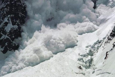 Hindistan'ın Uttarakhand eyaletindeki çığda 4 kişi hayatını kaybetti