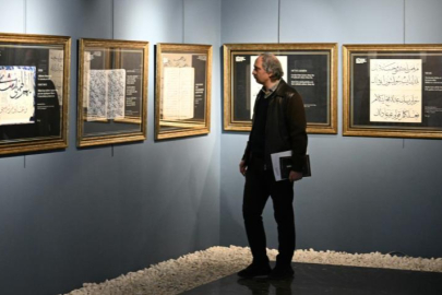 Mutasavvıf İsmail Hakkı Bursevi'nin kaleminden çıkan eserler sanatseverlerle buluştu