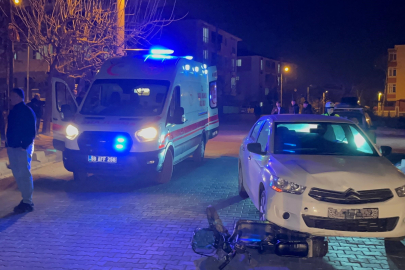 Tekirdağ Çorlu'da otomobille çarpışan elektrikli bisikletli yaralandı