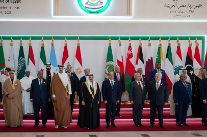 Arap Birliği, Gazze'nin yeniden inşası konusunda "Mısır Planı"nı kabul etti