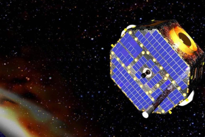 ABD'li şirketin Ay'ın güney kutbunu keşfetmek üzere fırlatılan uzay aracı iniş yaptı