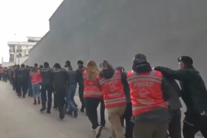 Tekirdağ'da vatandaşları 387 milyon dolandıran suç örgütü üyesi 22 kişi tutuklandı