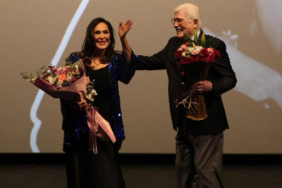 Türkan Şoray ve İzzet Günay 57 yıl sonra bir araya geldi