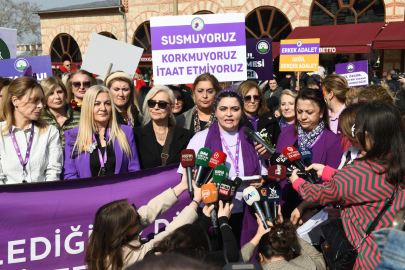 Bursa'da kadınlardan 8 Mart yürüyüşü