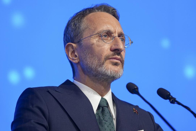 Fahrettin Altun'dan TRT Arabi'ye teşekkür