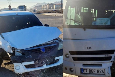 İşçileri taşıyan minibüs ile otomobil çarpıştı; 16 yaralı