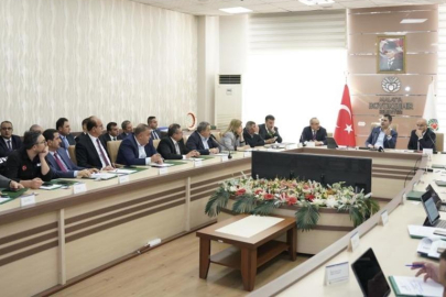 Betonun fiyatını duyan Bakan Kurum sinirlendi! 'Eğer öyleyse kapatın gitsin'