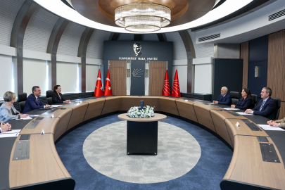 DEM Parti'den CHP'ye ziyaret