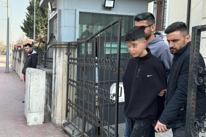 Sakarya'da komşu cinayetinde 16 yaşındaki çocuk ve babası tutuklandı